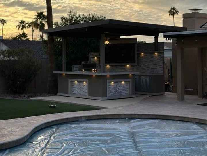 KoKoMo Bermuda Kitchen BBQ Island with Integrated TV & Fire Pit