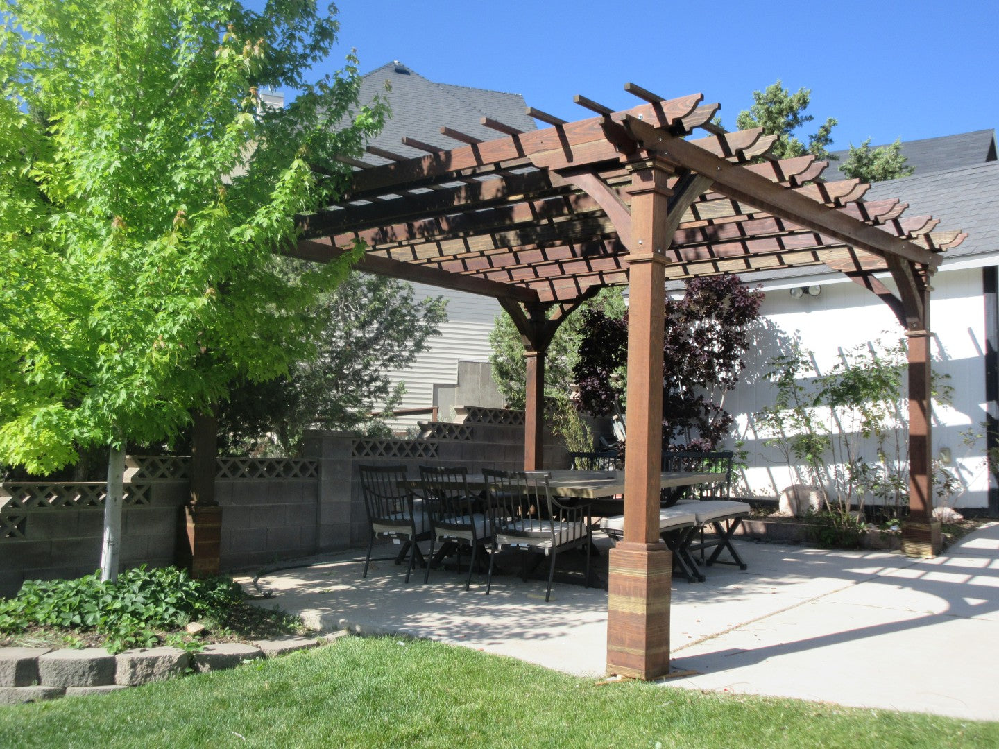 Pacific Redwood Double Beam Premium Pergola
