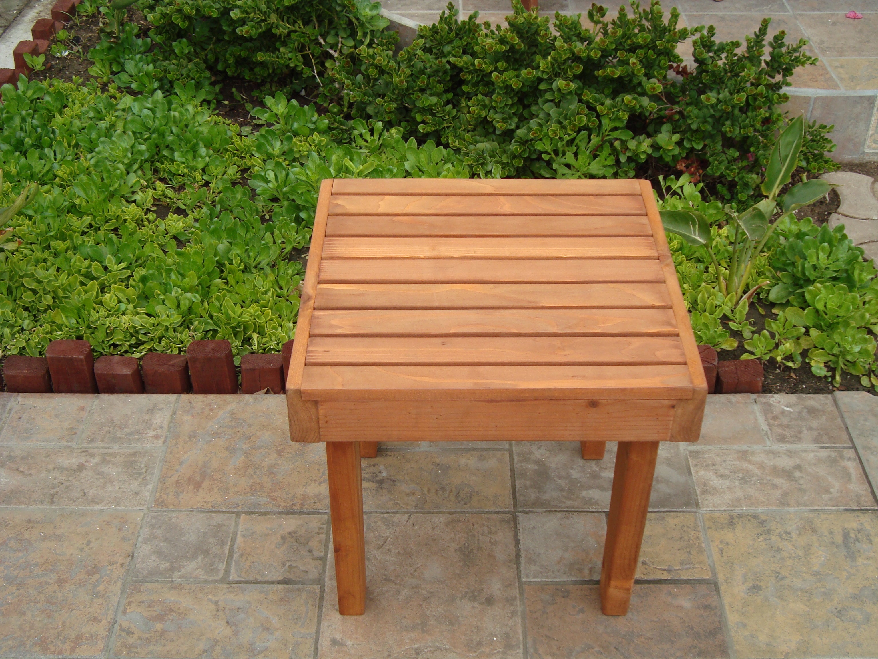 Best Redwood Heritage Side Table