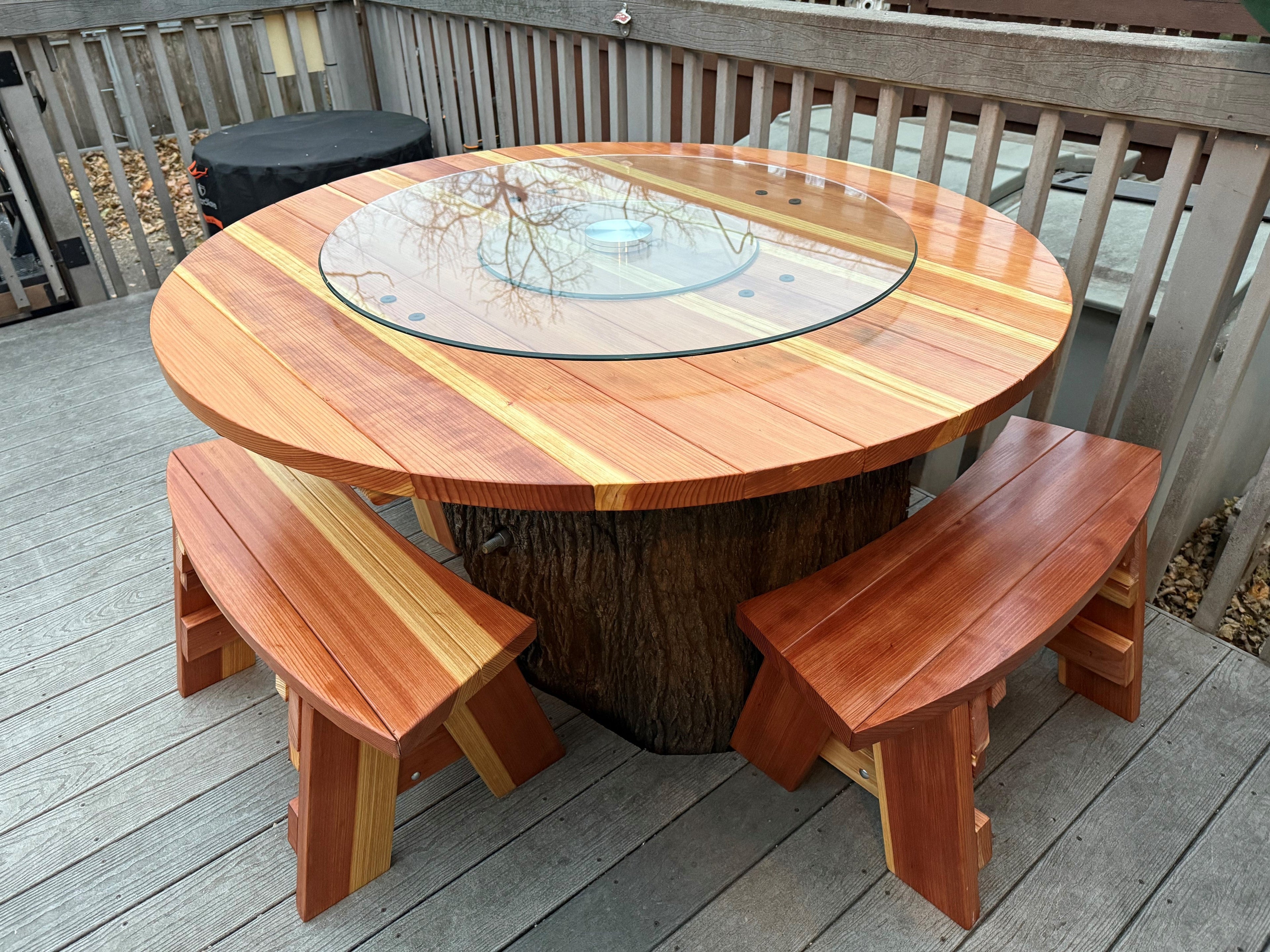 Super Deck Round Redwood Picnic Table