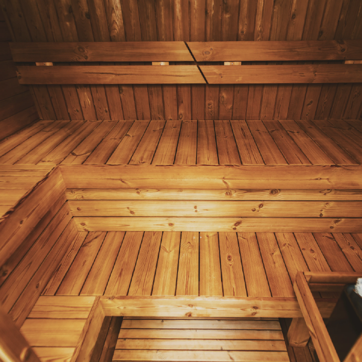 Mande Spa USA MW16 4-Person Scandinavian Thermowood Outdoor Sauna